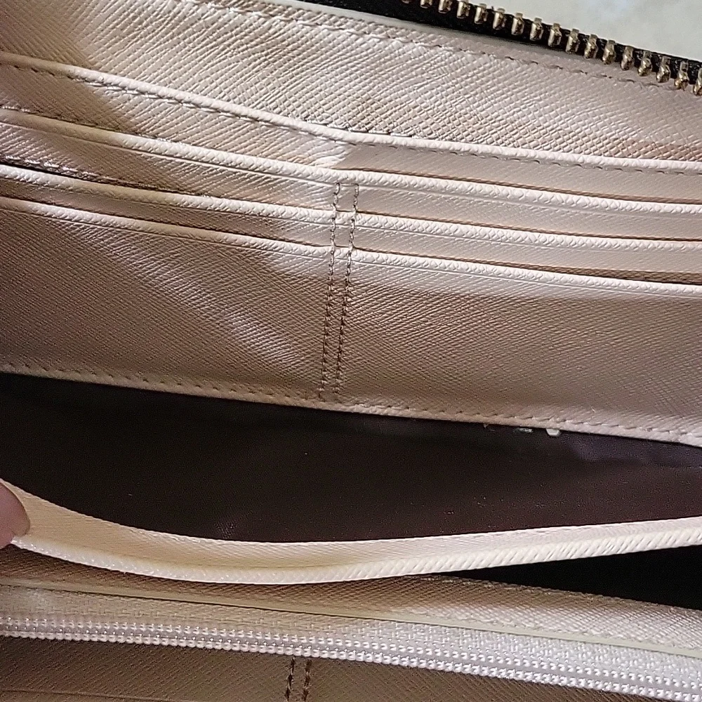 Coach Signature Canvas Zip Around Long Wallet Brown Tan Gold Hardware Oval Logo